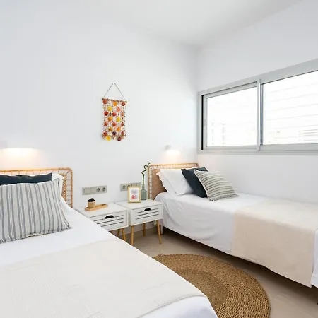 Apartment Higueron Med Leaf *